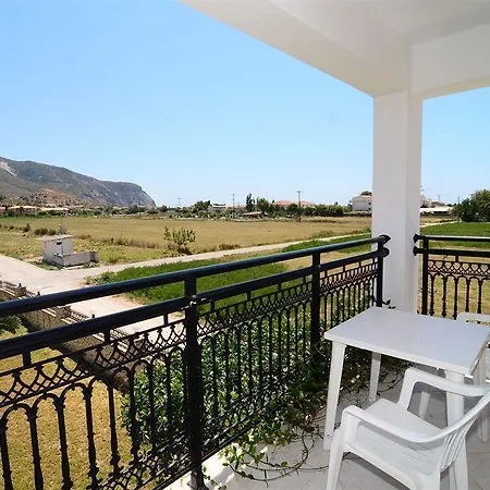 Athina Hotel apartamentowy