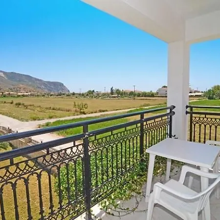 Hotel apartamentowy Athina 2*