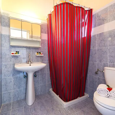 Aparthotel Athina 2*