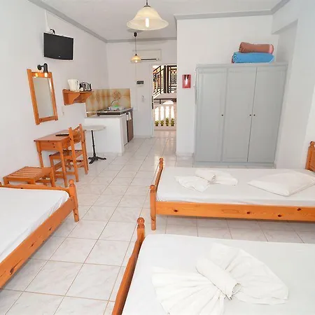 Aparthotel Athina
